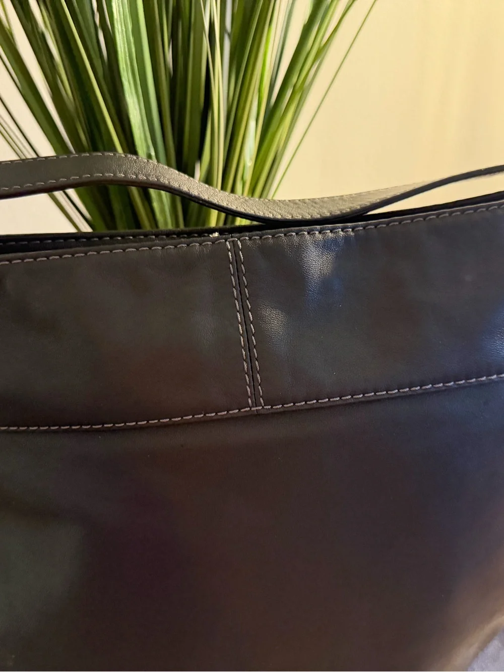 COACH XL Black Buttery Leather Handbag White Topstitching EUC